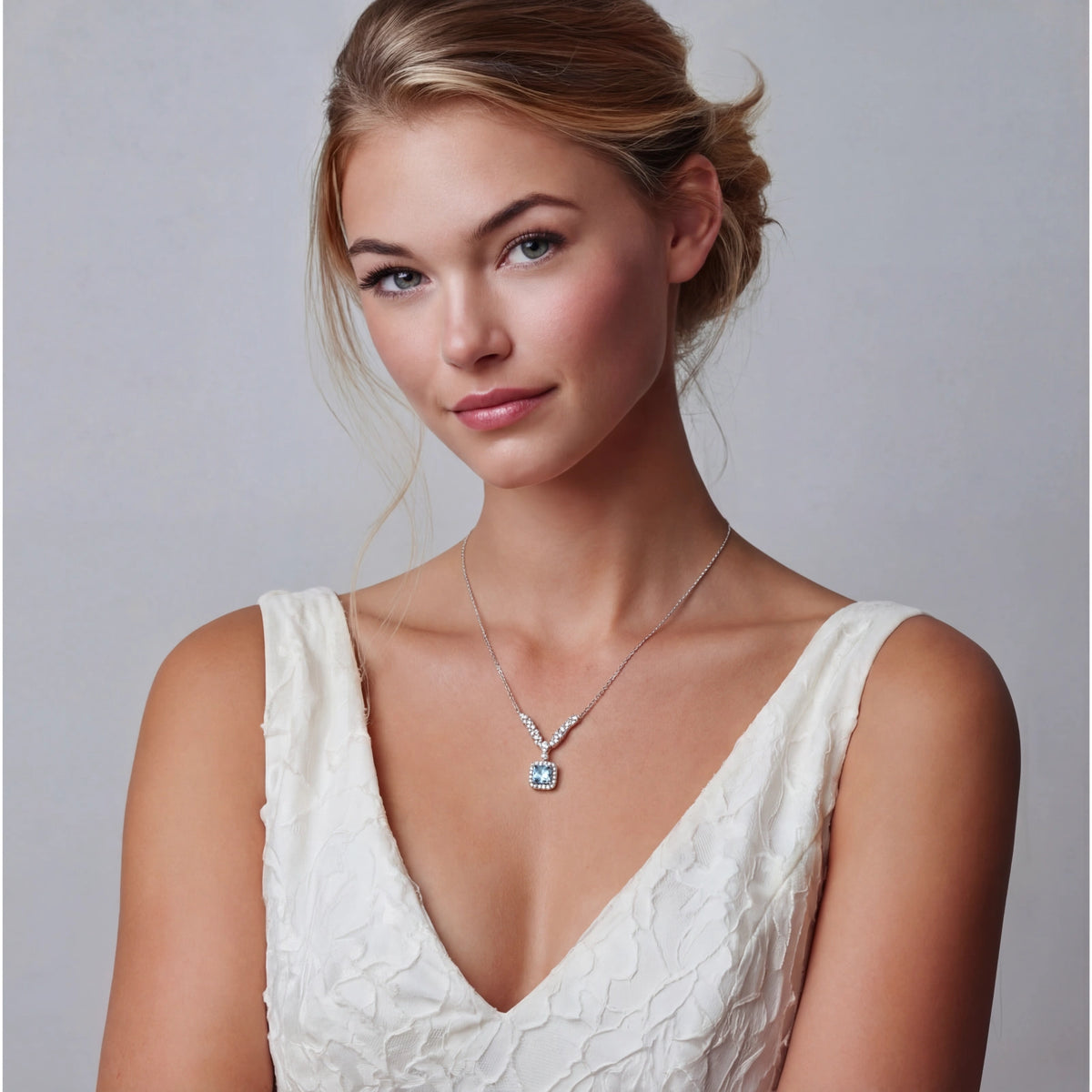 Collar de Moissanita Arco Celestial